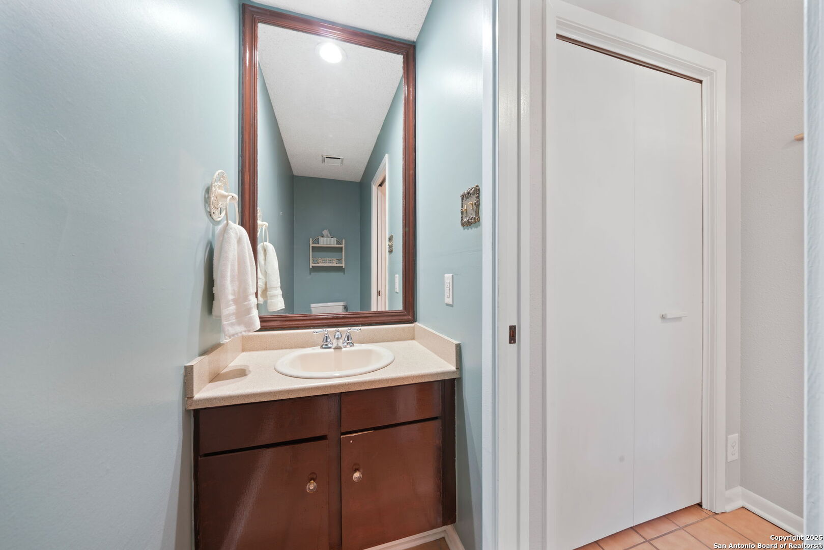 14122 Churchill Estates Blvd 302 , San Antonio, TX, 78248 | 1846701 | Realty Texas LLC