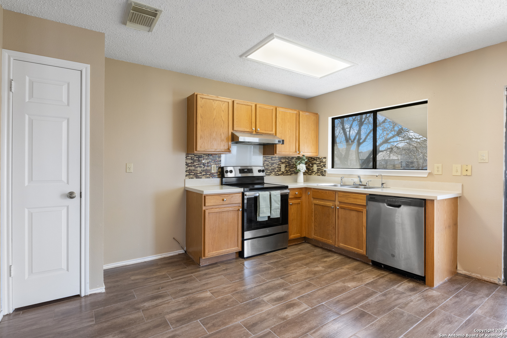 7910 Rockey Shls , San Antonio, TX, 78244 | 1846760 | Realty Texas LLC