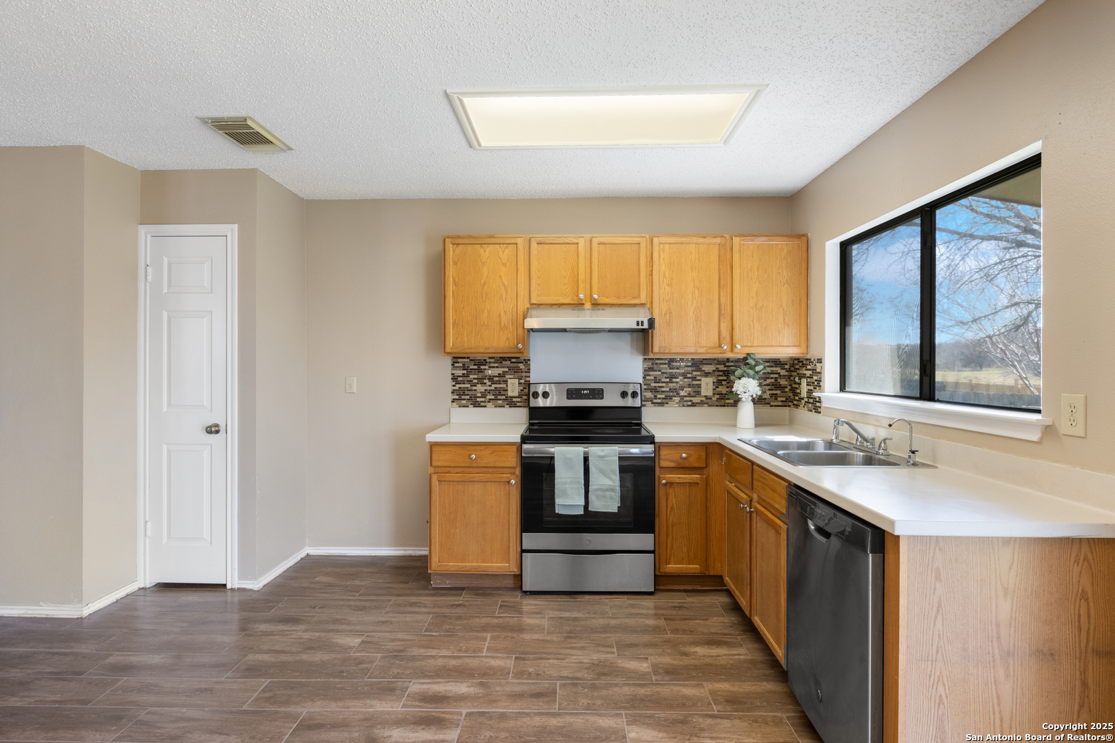 7910 Rockey Shls , San Antonio, TX, 78244 | 1846760 | Realty Texas LLC