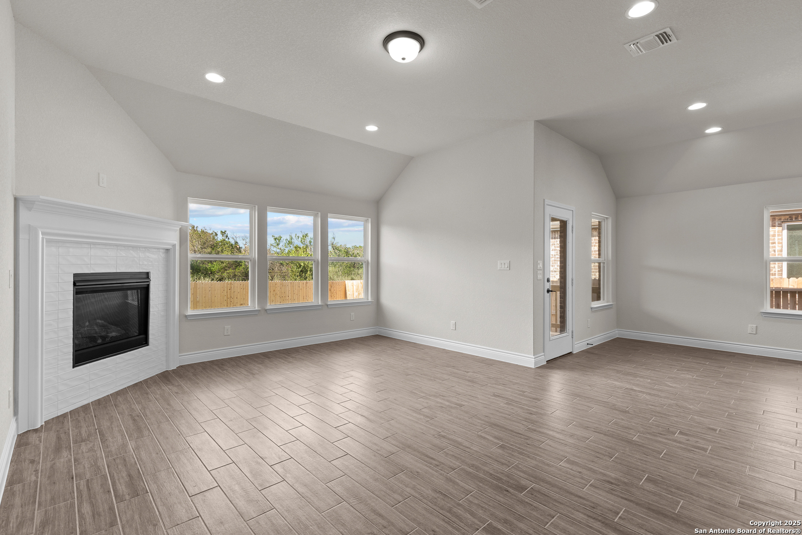 2175 Oak Run Parkway , New Braunfels, TX, 78132 | 1847979 | Realty Texas LLC