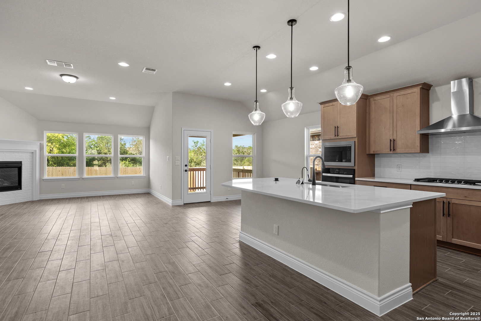 2175 Oak Run Parkway , New Braunfels, TX, 78132 | 1847979 | Realty Texas LLC