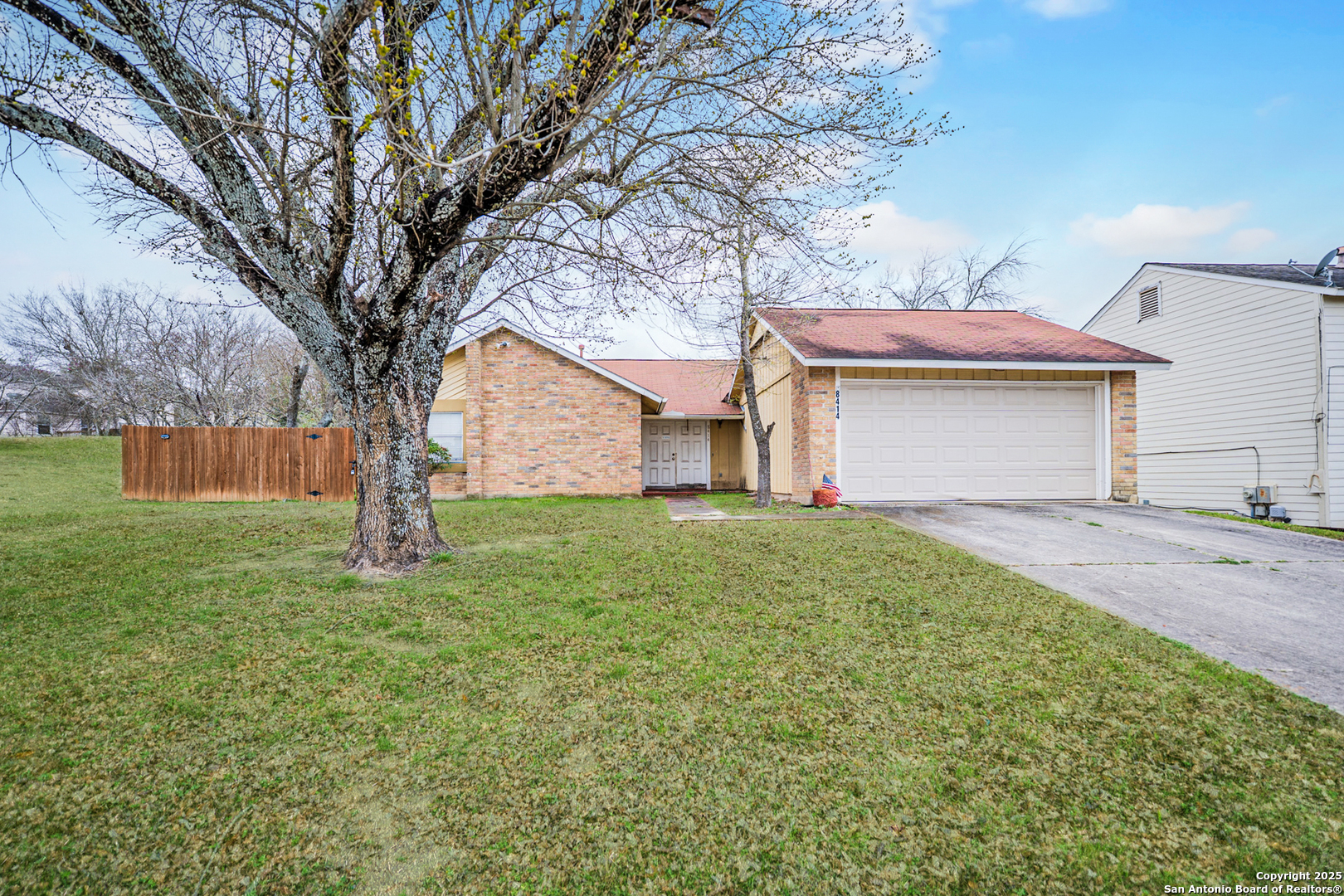 8414 Lone Shadow Trl , Converse, TX, 78109 | 1847665 | Realty Texas LLC