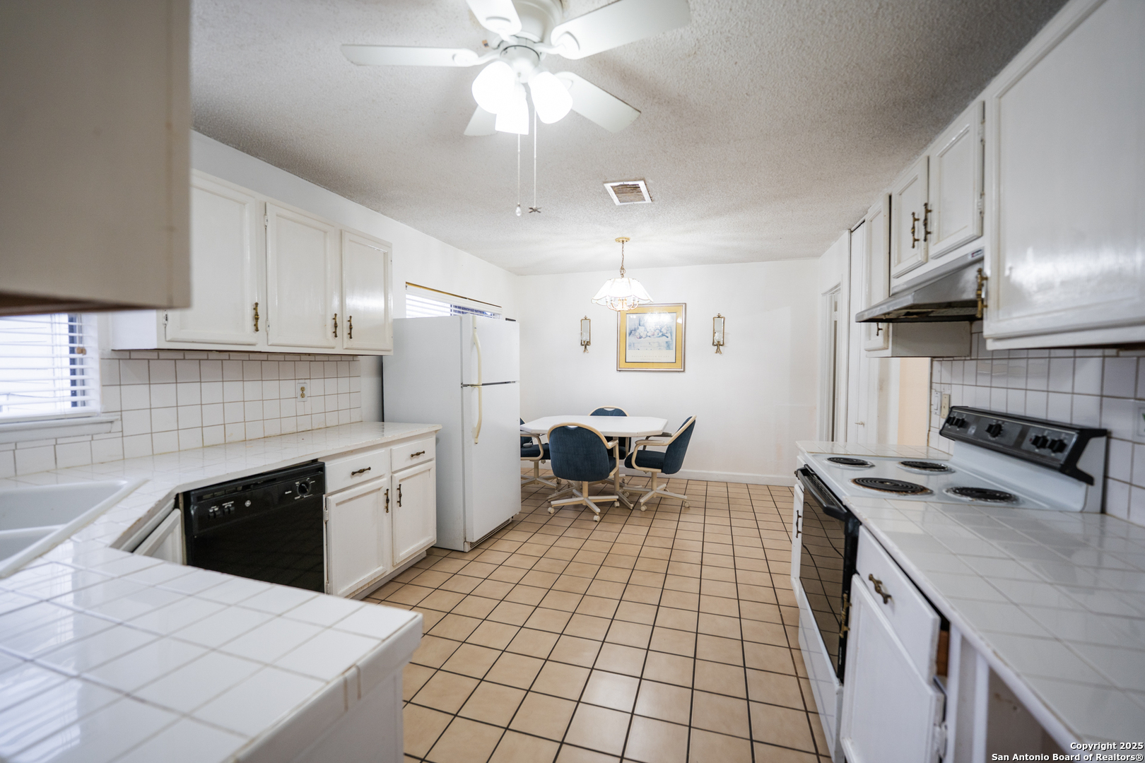 8414 Lone Shadow Trl , Converse, TX, 78109 | 1847665 | Realty Texas LLC