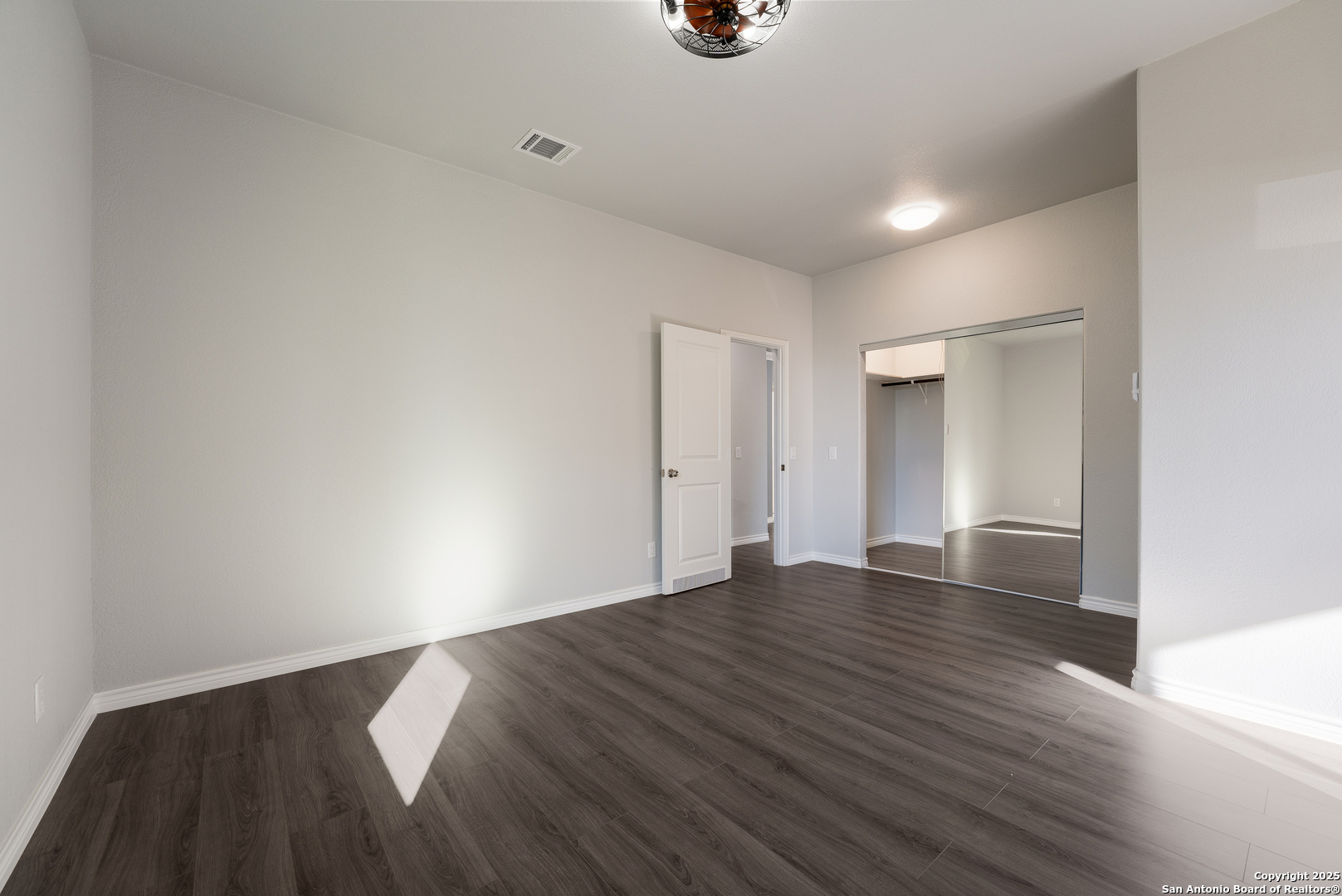 1615 Hough , Adkins, TX, 78101 | 1848618 | Realty Texas LLC