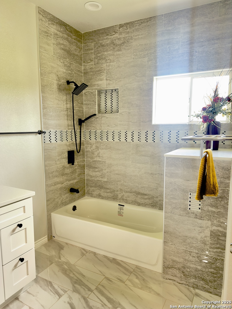 1615 Hough , Adkins, TX, 78101 | 1848618 | Realty Texas LLC
