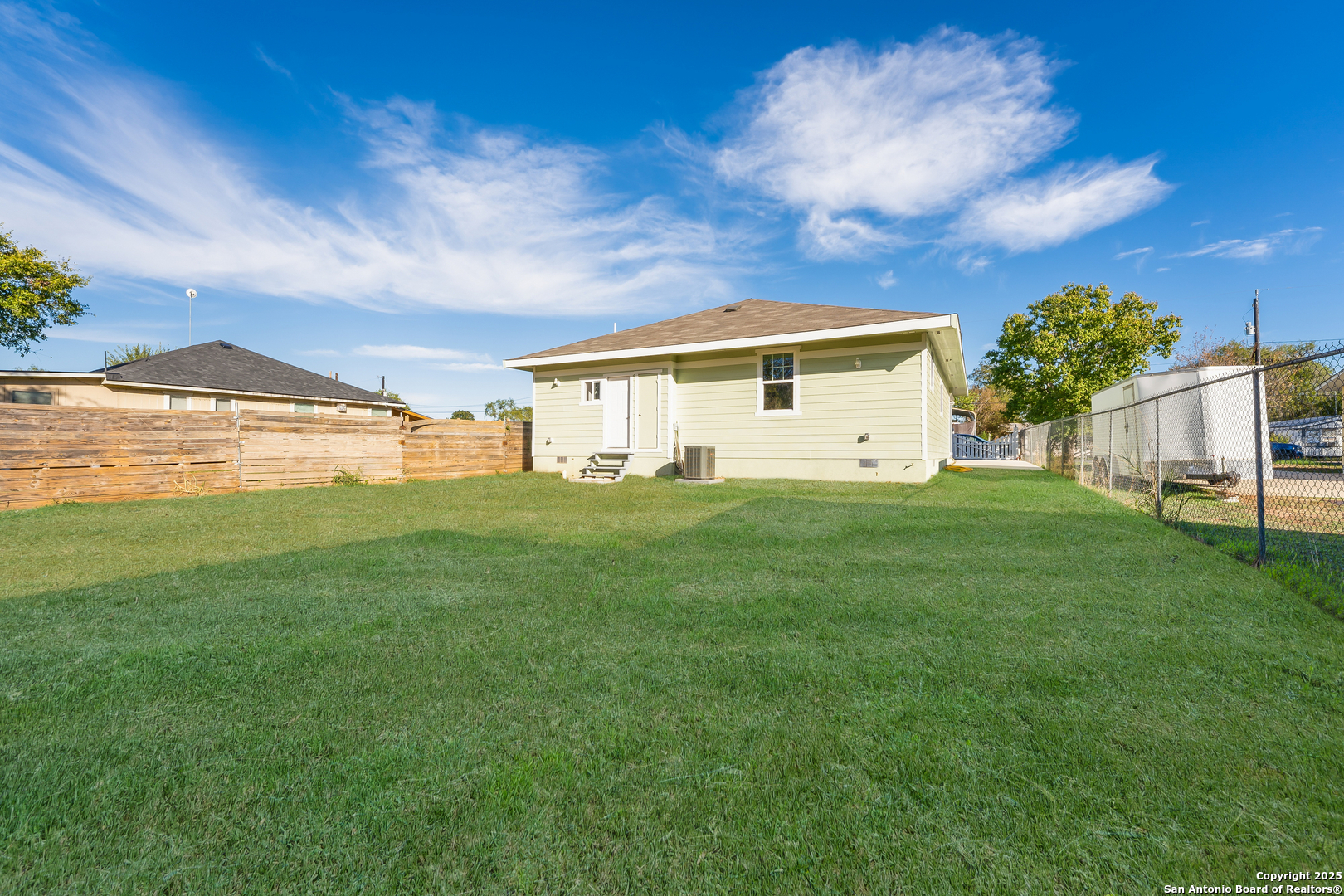 1615 Hough , Adkins, TX, 78101 | 1848618 | Realty Texas LLC