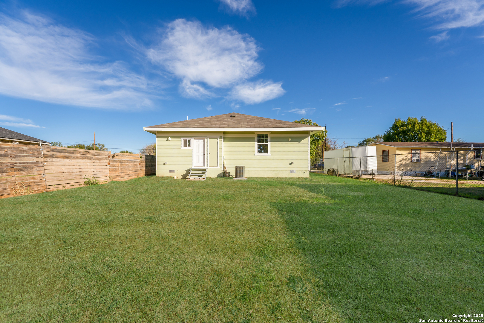 1615 Hough , Adkins, TX, 78101 | 1848618 | Realty Texas LLC