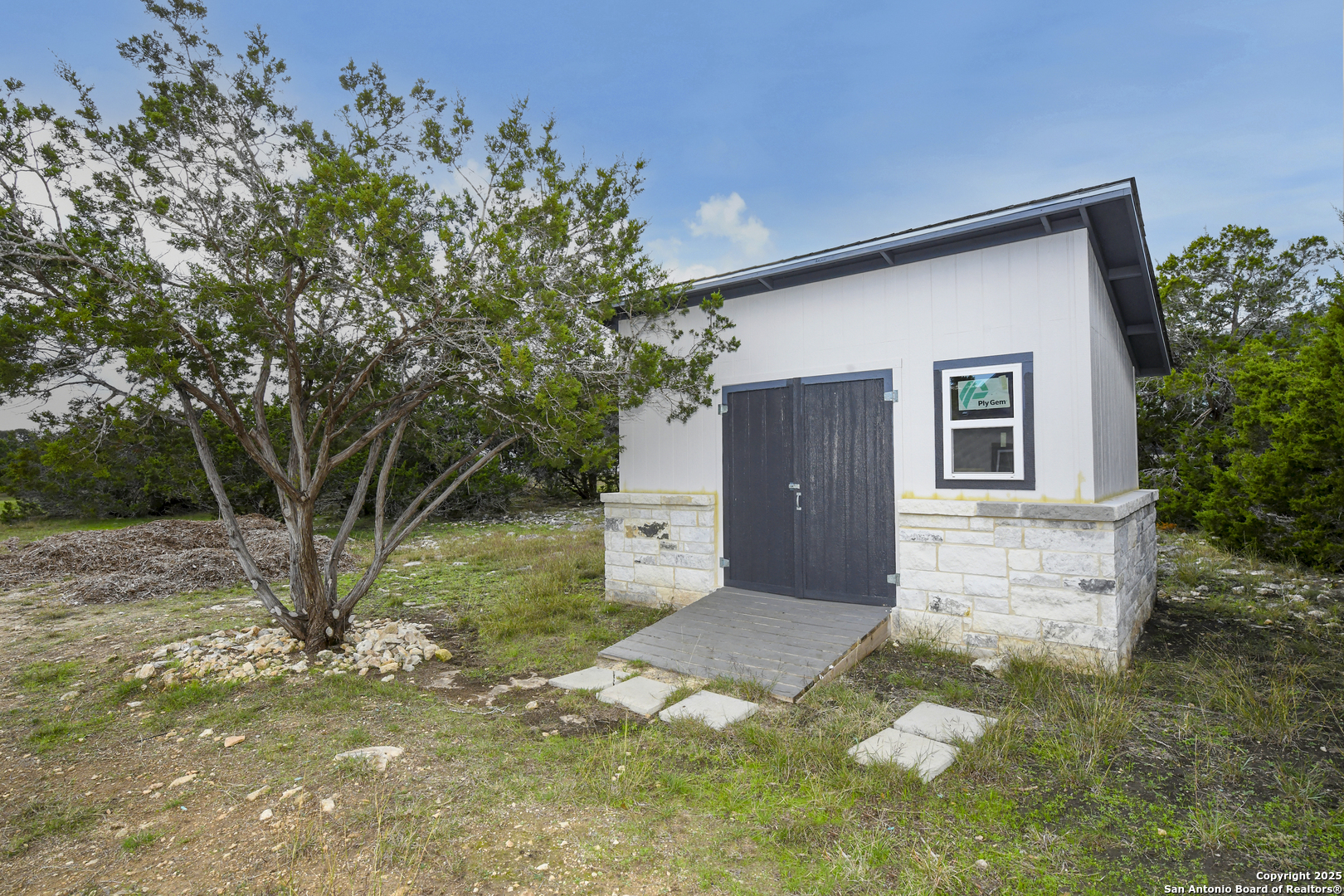 114 High Point , Spring Branch, TX, 78070 | 1848658 | Realty Texas LLC