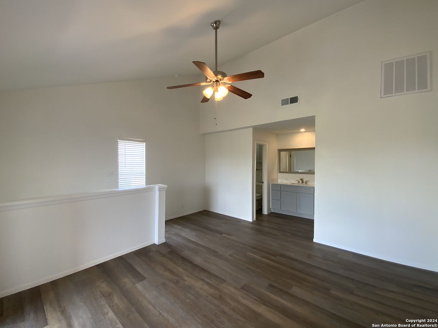 10527 Perrin Beitel Rd C201 , San Antonio, TX, 78217-3103 | 1849372 | Realty Texas LLC