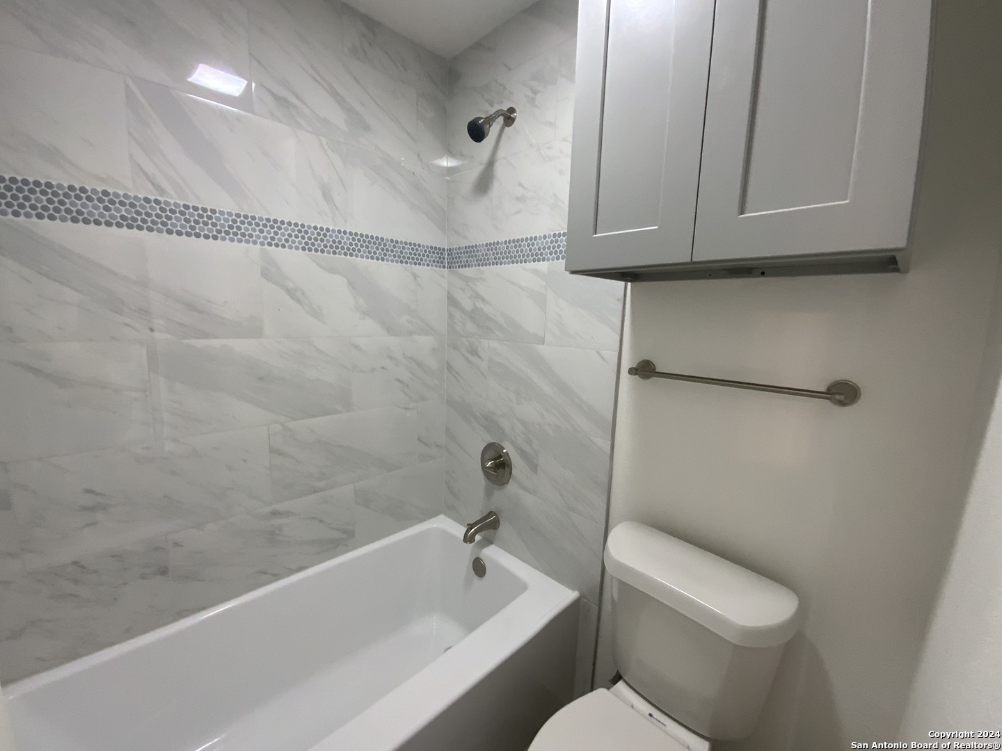 10527 Perrin Beitel Rd C201 , San Antonio, TX, 78217-3103 | 1849372 | Realty Texas LLC