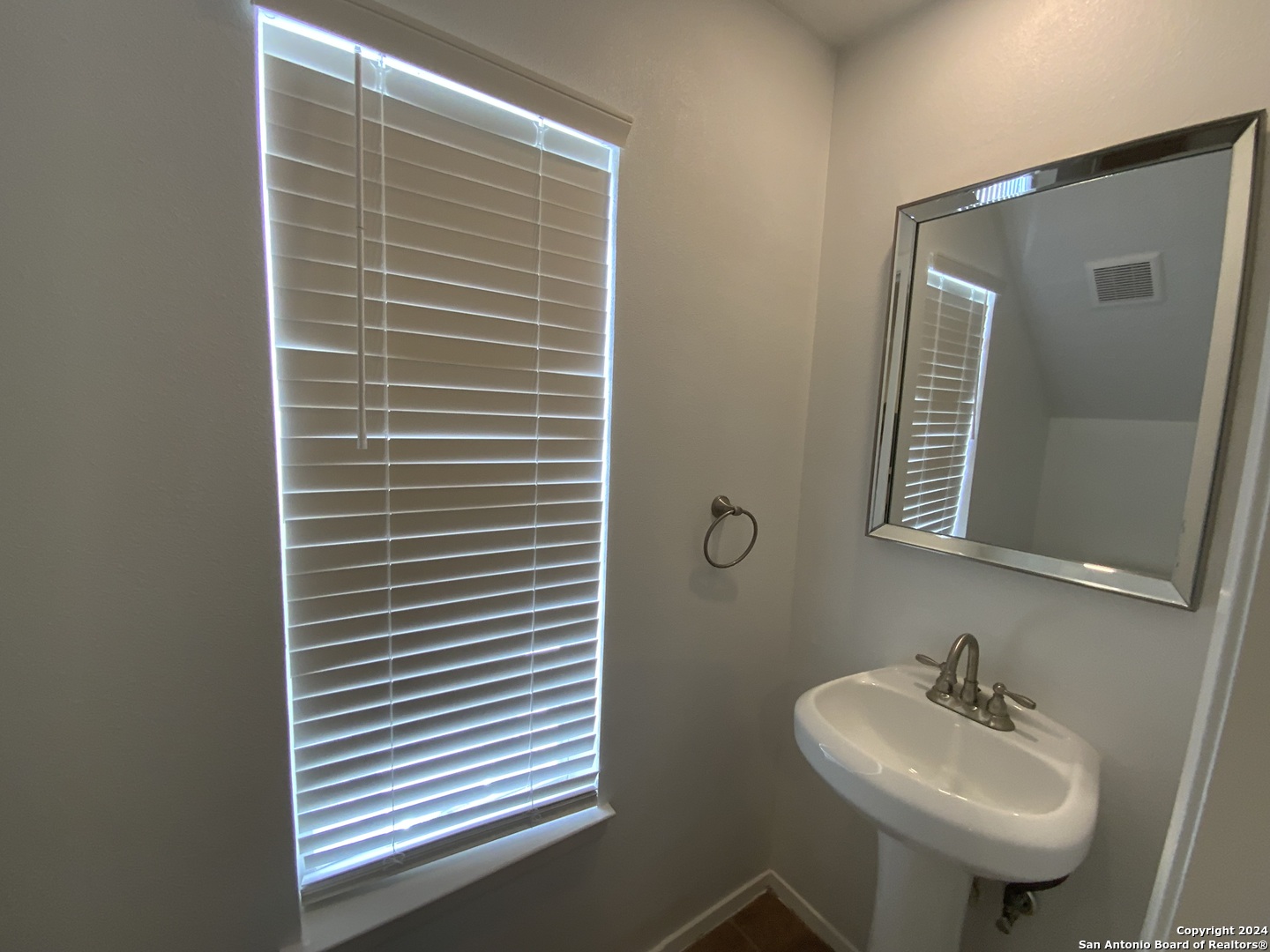 10527 Perrin Beitel Rd C201 , San Antonio, TX, 78217-3103 | 1849372 | Realty Texas LLC