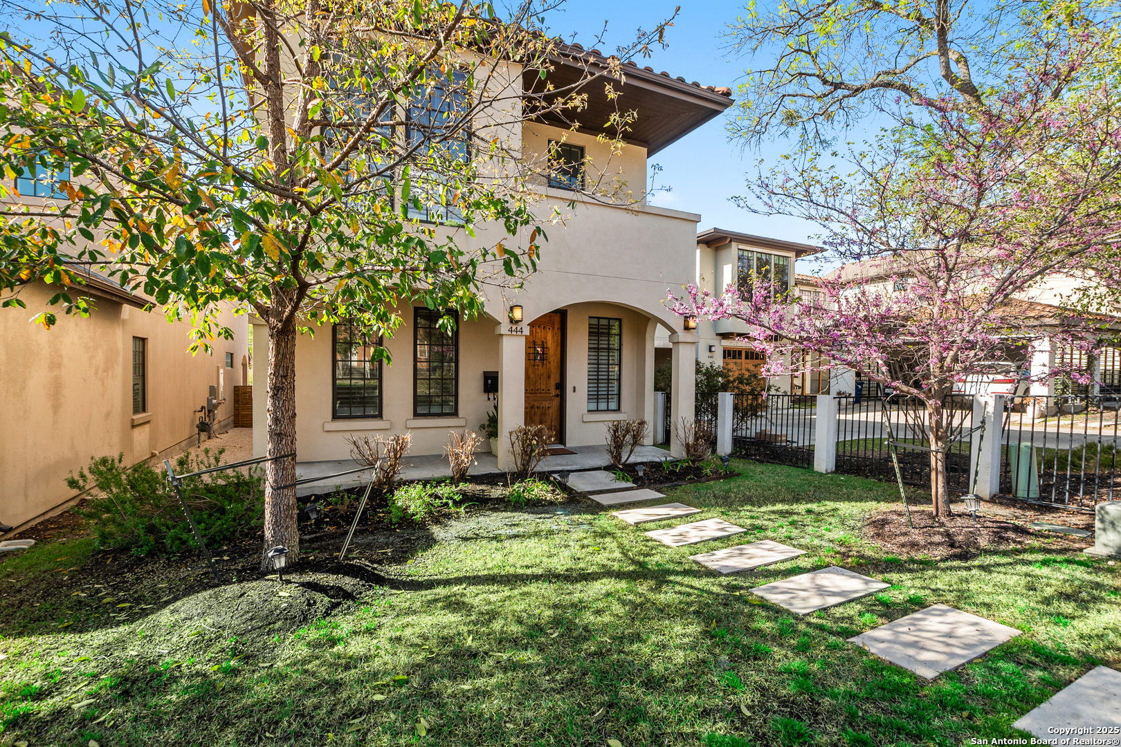 444 E Olmos Dr , San Antonio, TX, 78212 | 1849884 | Realty Texas LLC
