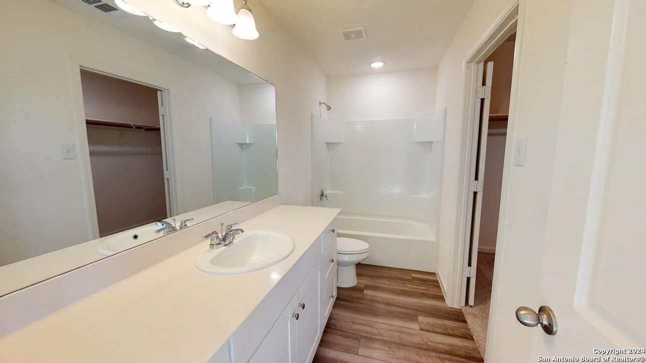 3222 Tumbleweed Hill , San Antonio, TX, 78222 | 1849760 | Realty Texas LLC