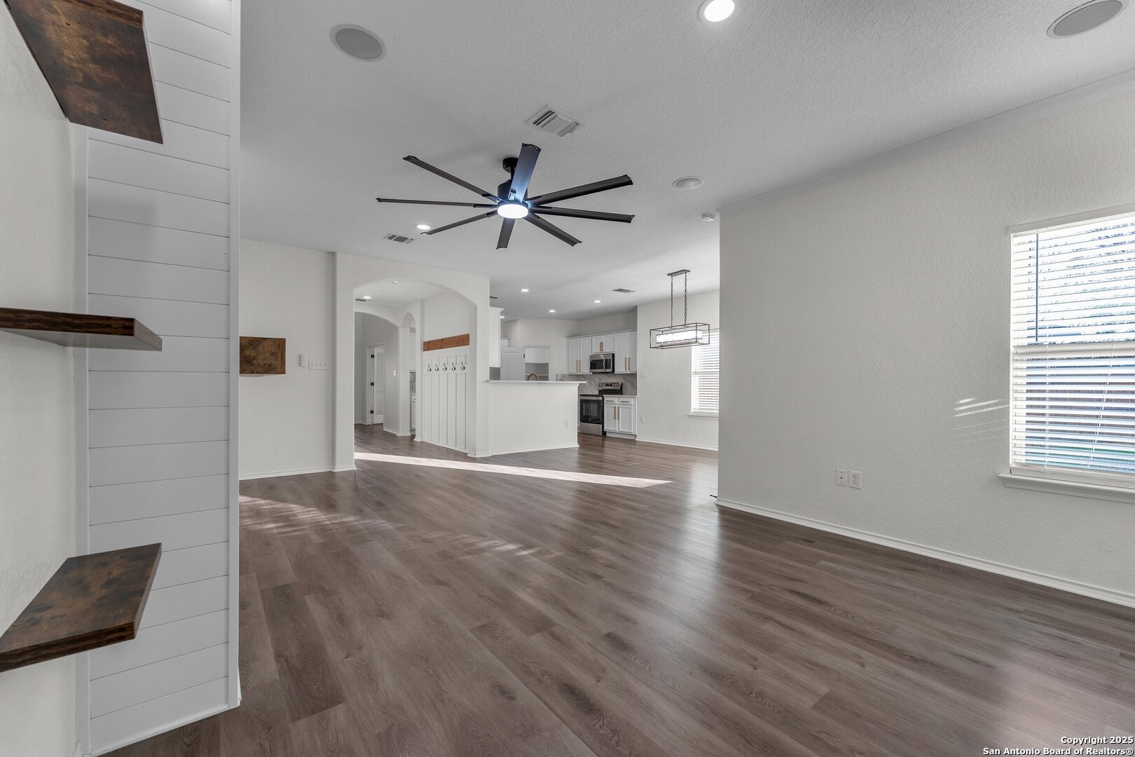 8410 Apache Bend , Converse, TX, 78109 | 1848612 | Realty Texas LLC