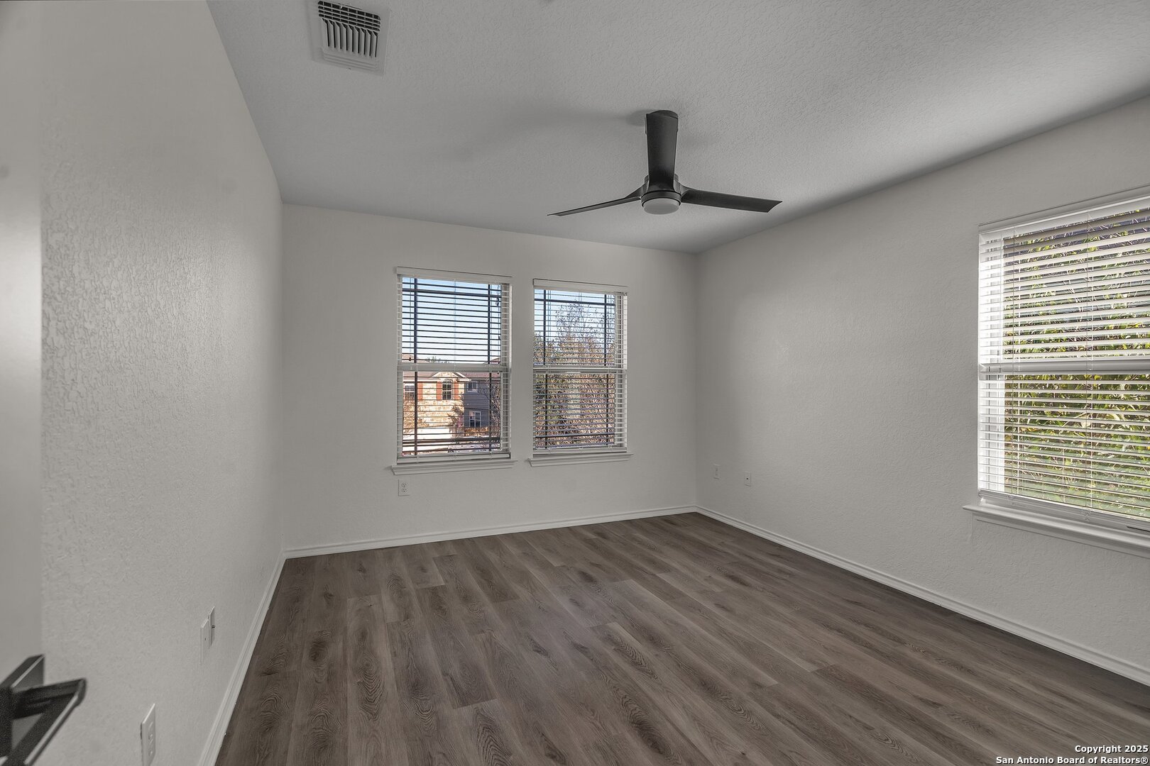 8410 Apache Bend , Converse, TX, 78109 | 1848612 | Realty Texas LLC