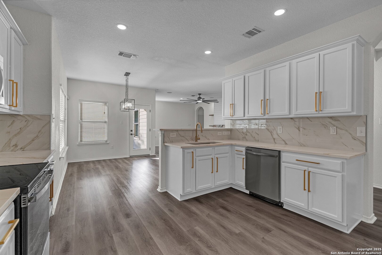 8410 Apache Bend , Converse, TX, 78109 | 1848612 | Realty Texas LLC