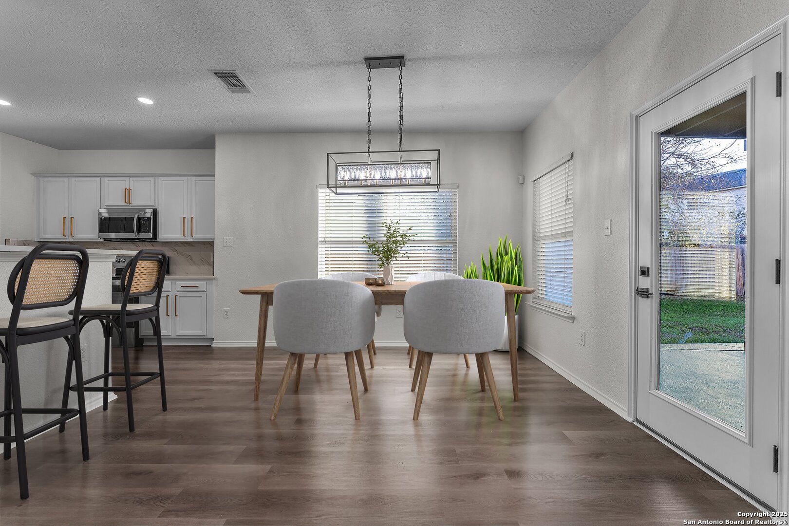 8410 Apache Bend , Converse, TX, 78109 | 1848612 | Realty Texas LLC