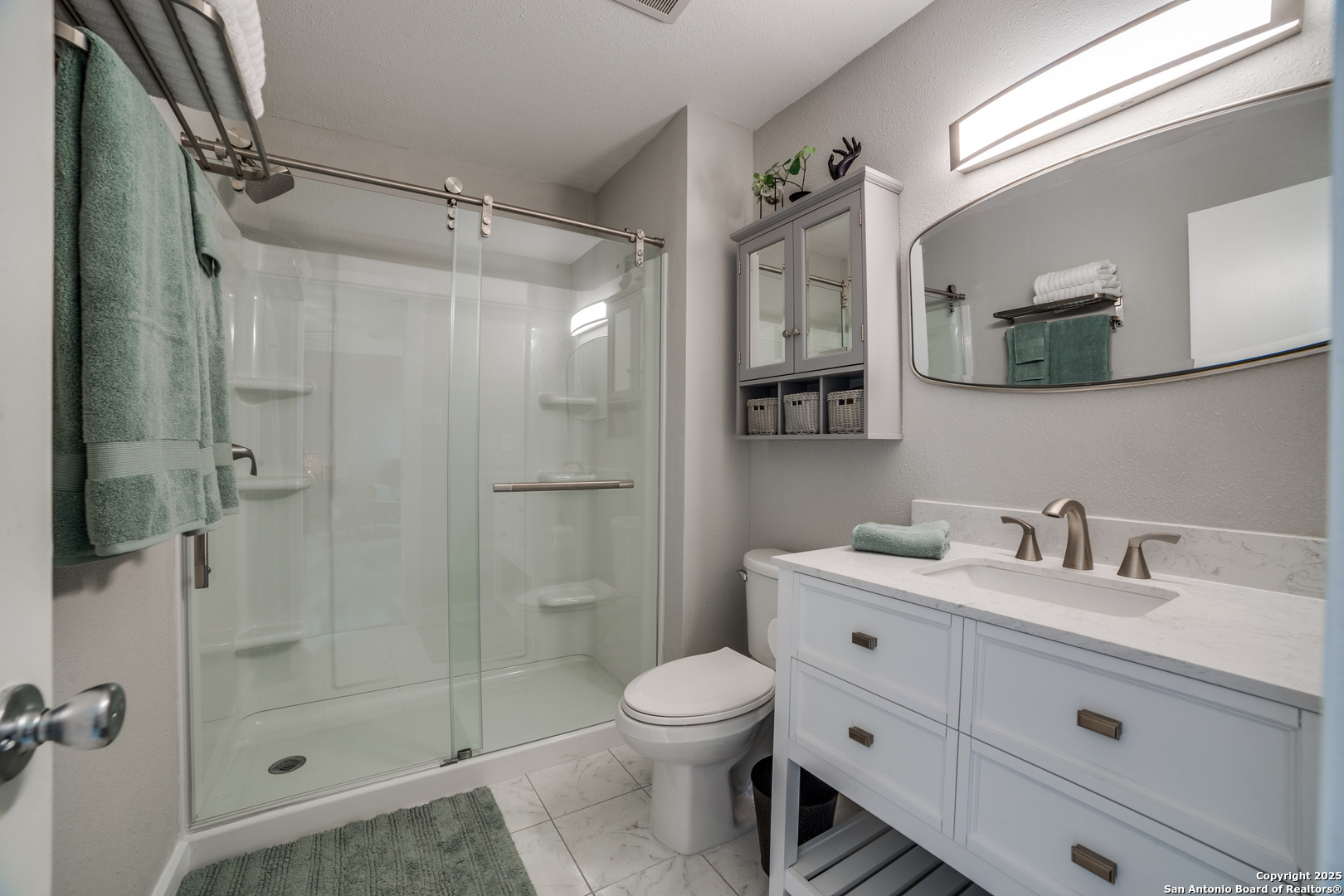 8415 County Road 279 , Rio Medina, TX, 78066 | 1850092 | Realty Texas LLC