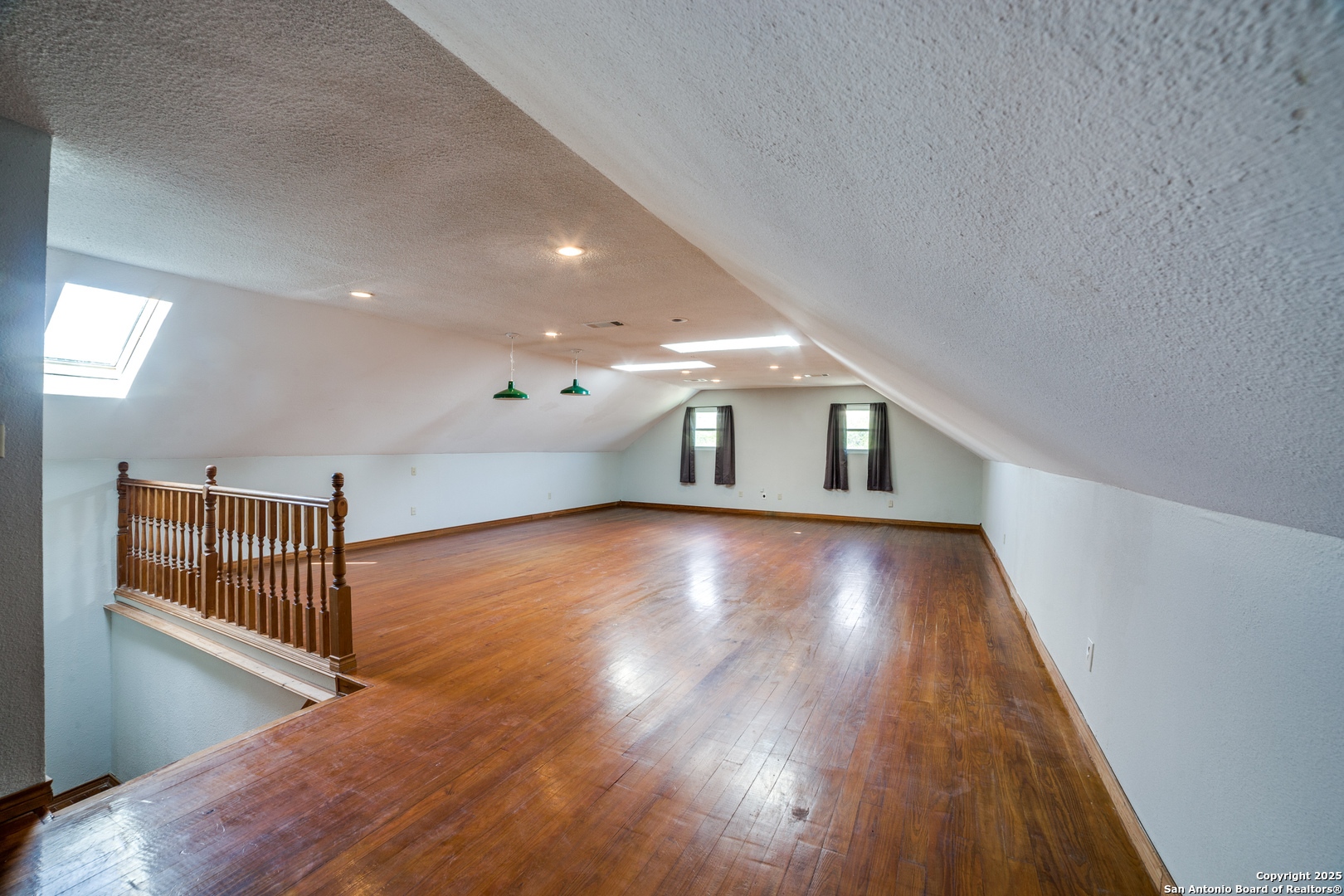 8415 County Road 279 , Rio Medina, TX, 78066 | 1850092 | Realty Texas LLC