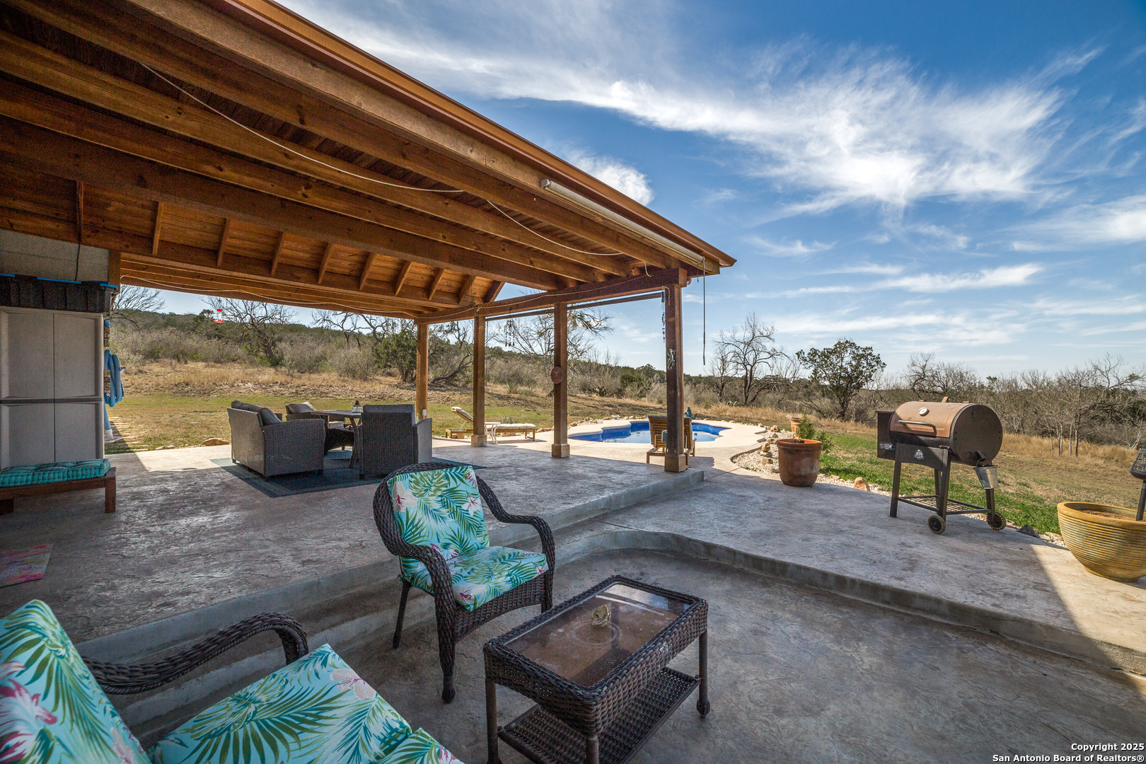 8415 County Road 279 , Rio Medina, TX, 78066 | 1850092 | Realty Texas LLC
