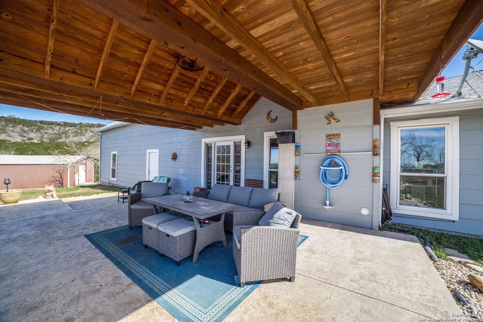 8415 County Road 279 , Rio Medina, TX, 78066 | 1850092 | Realty Texas LLC