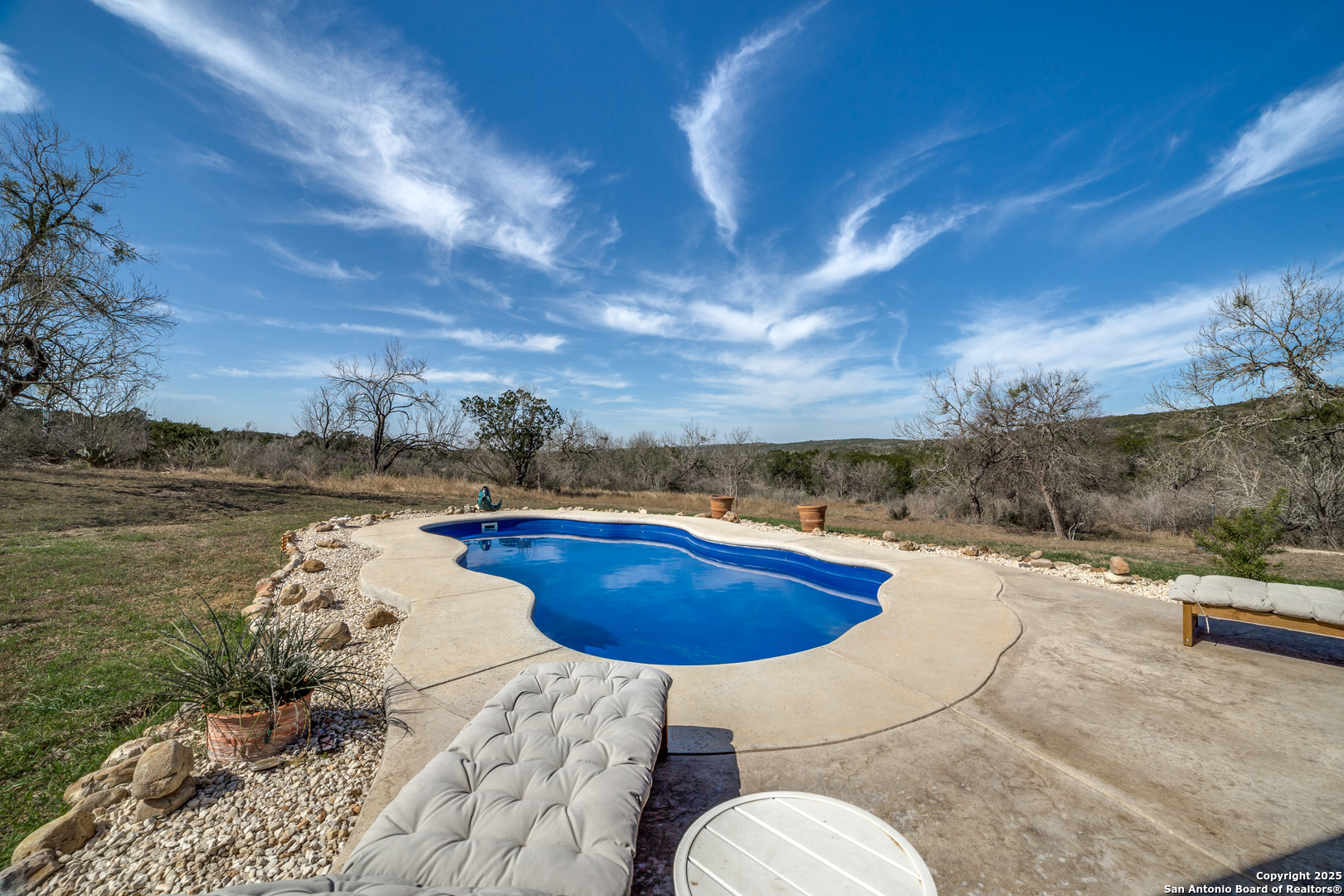 8415 County Road 279 , Rio Medina, TX, 78066 | 1850092 | Realty Texas LLC
