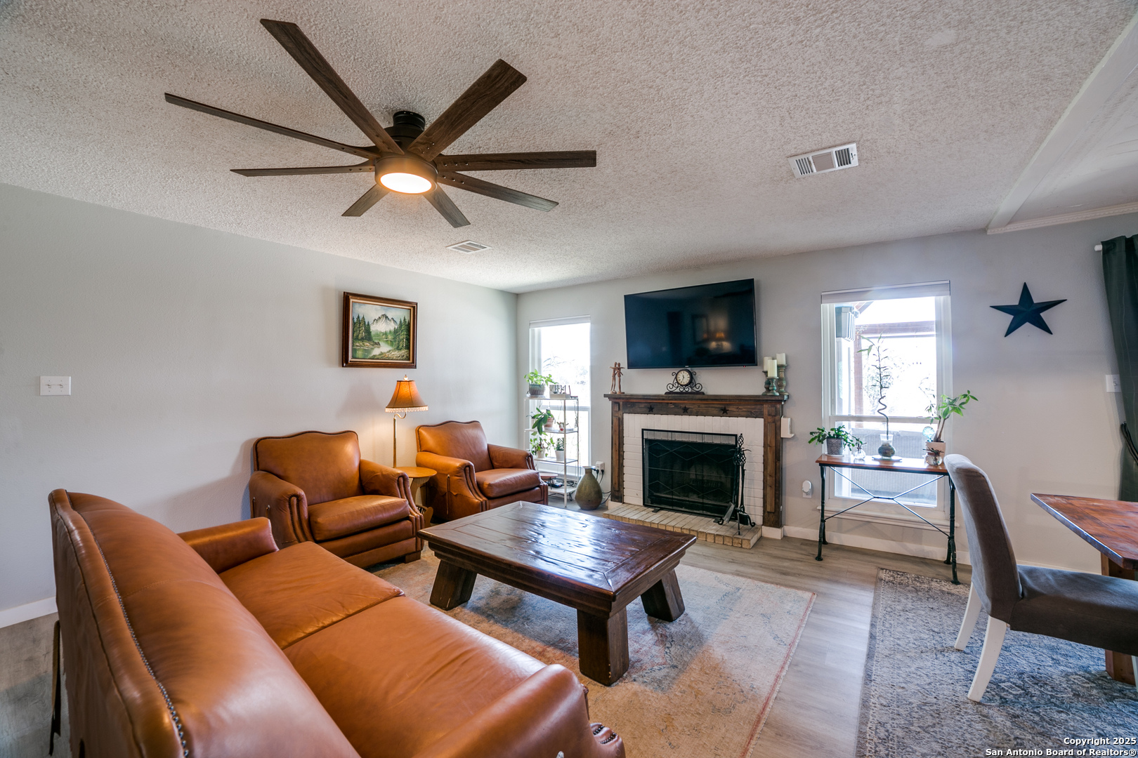 8415 County Road 279 , Rio Medina, TX, 78066 | 1850092 | Realty Texas LLC