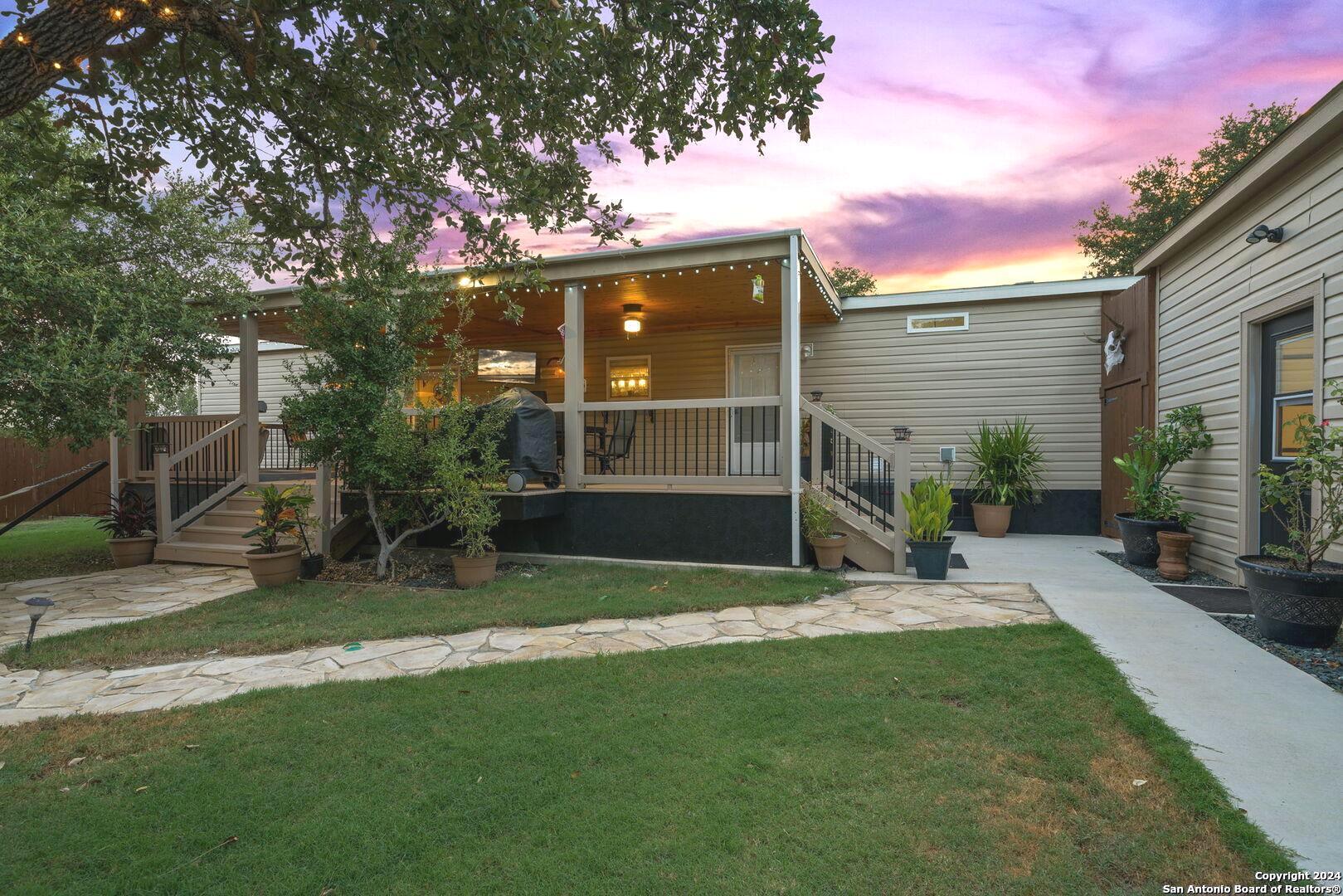 589 Pr 1507 , Bandera, TX, 78003 | 1846914 | Realty Texas LLC