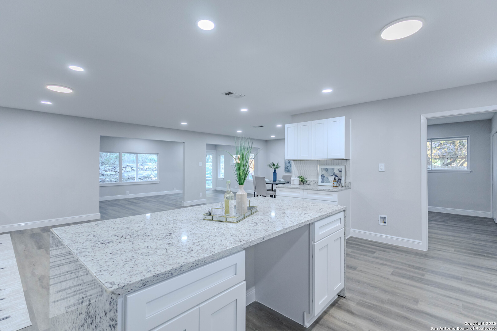 10215 Rafter O , Helotes, TX, 78023 | 1850408 | Realty Texas LLC
