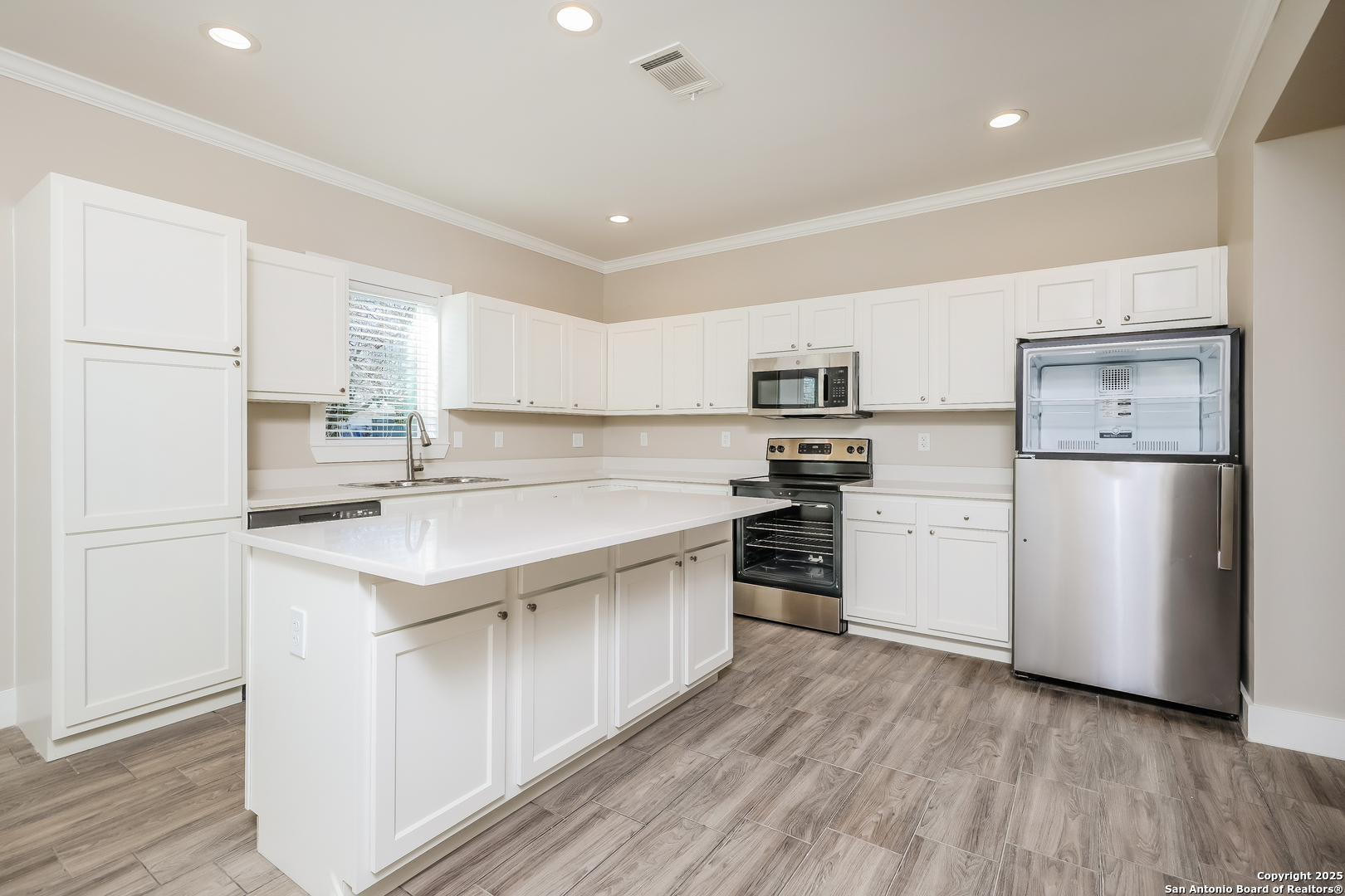 229 Altitude , San Antonio, TX, 78227 | 1850745 | Realty Texas LLC