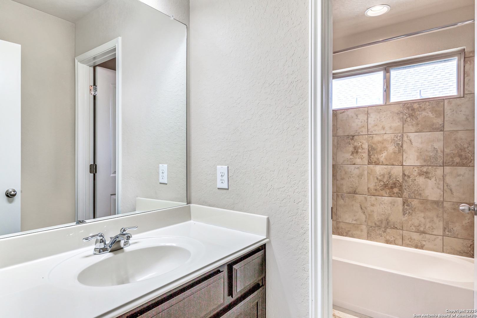 12007 Rockroot , Schertz, TX, 78154 | 1848109 | Realty Texas LLC
