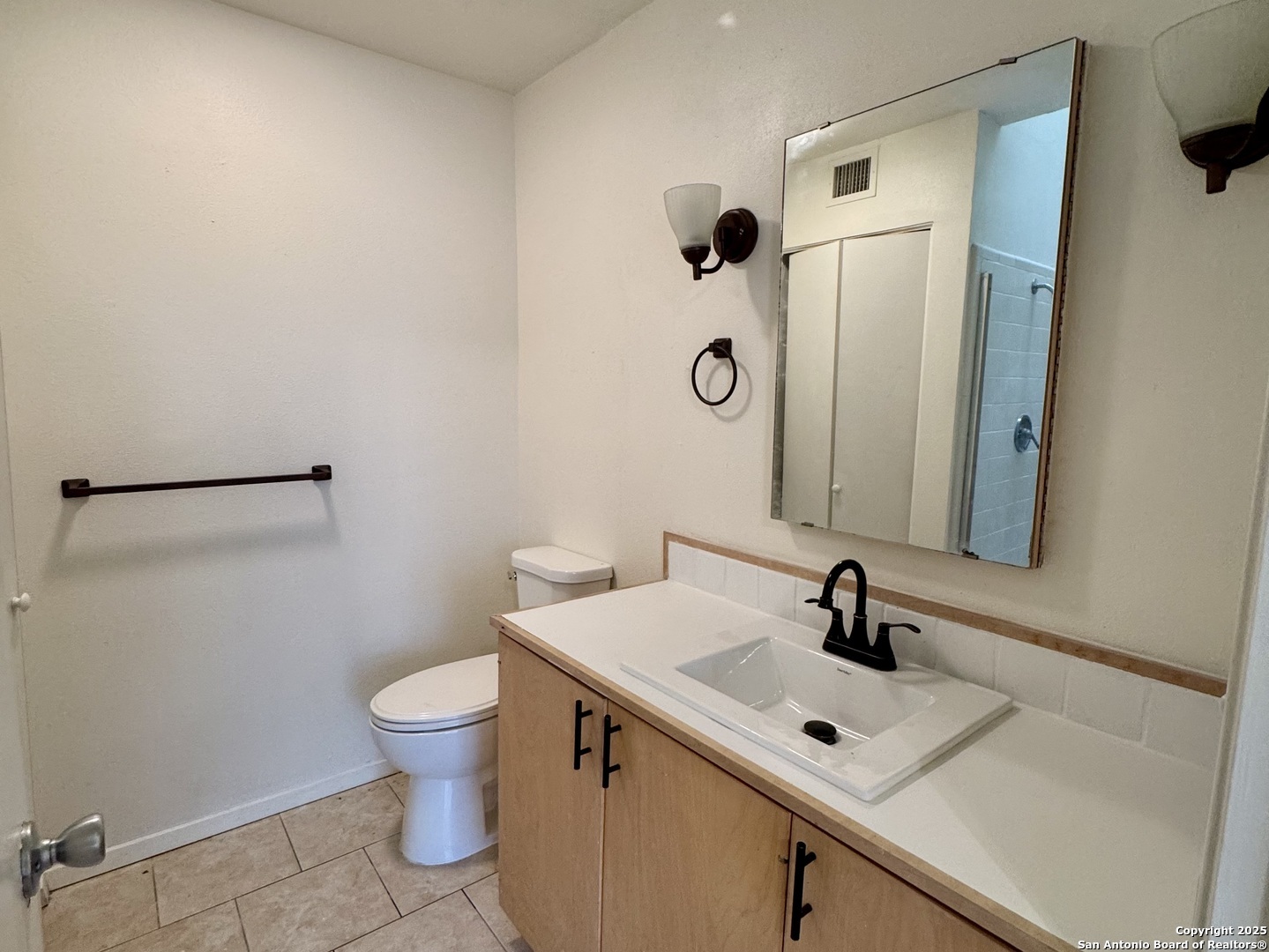 8642 Fredericksburg Road 106 , San Antonio, TX, 78240 | 1846793 | Realty Texas LLC