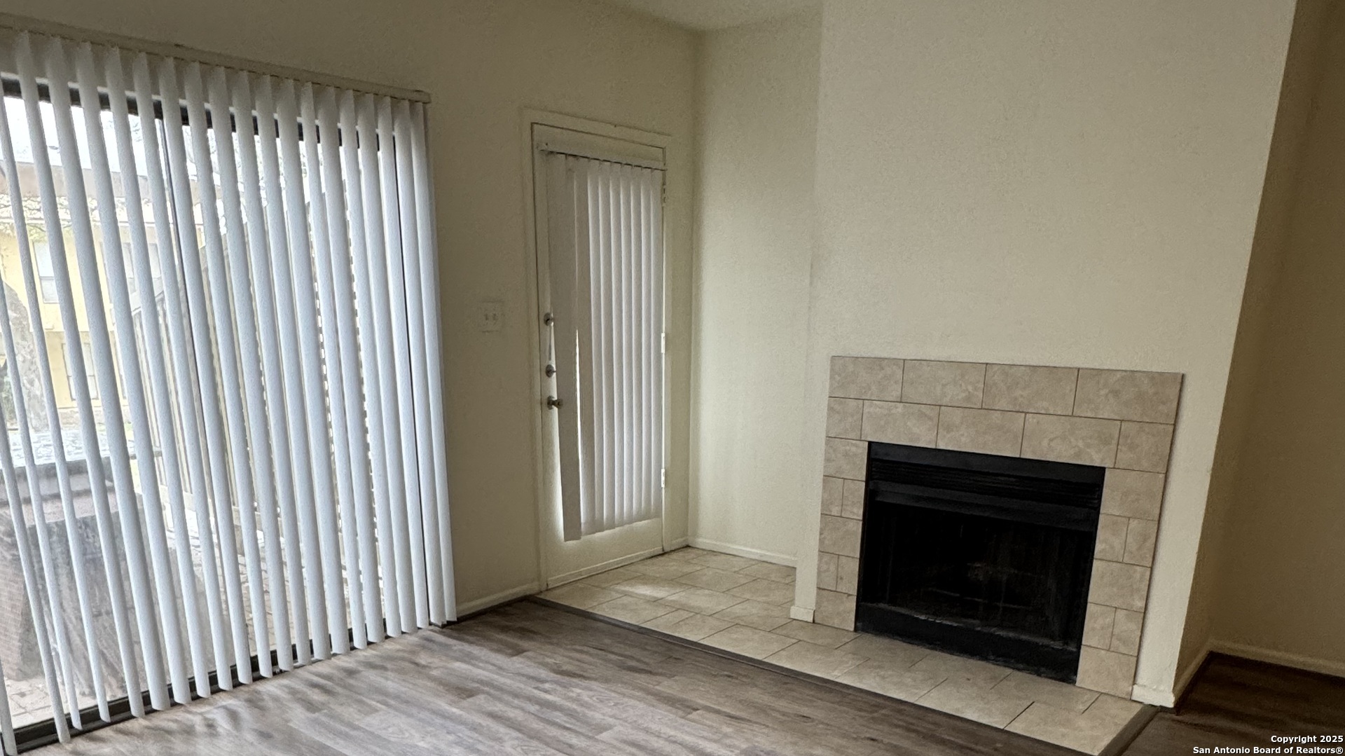 8642 Fredericksburg Road 106 , San Antonio, TX, 78240 | 1846793 | Realty Texas LLC