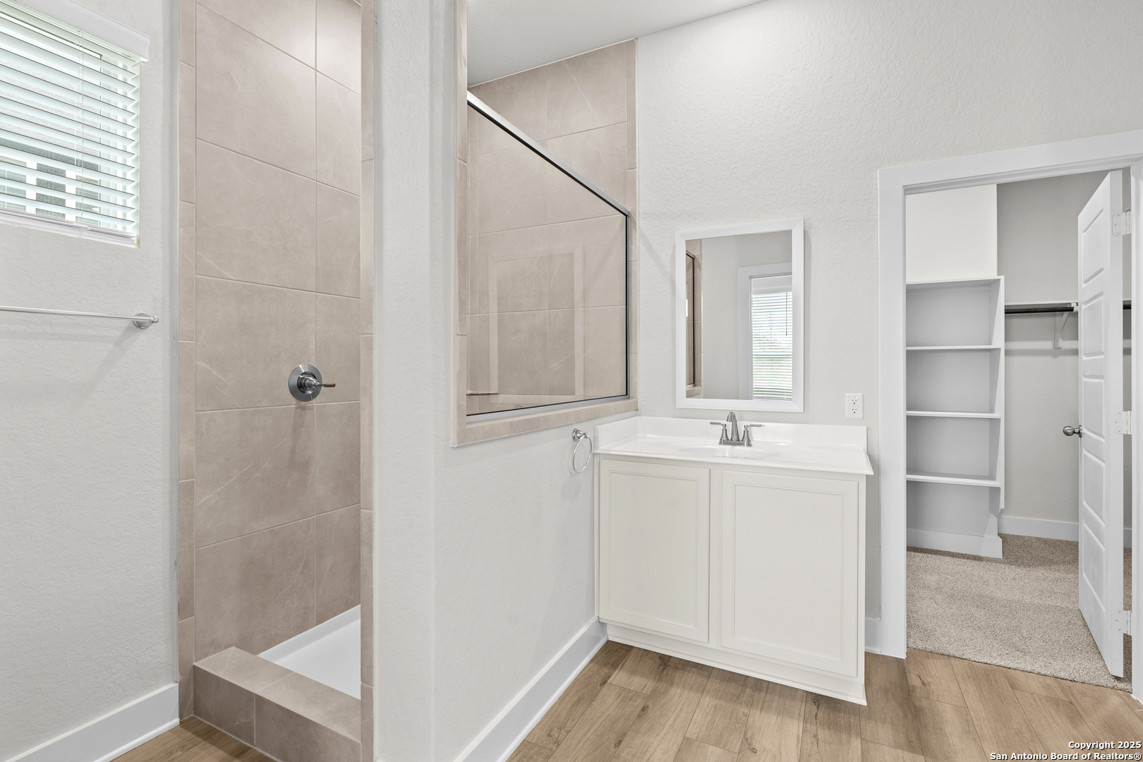 206 Buttercup Alley , San Antonio, TX, 78253 | 1851000 | Realty Texas LLC