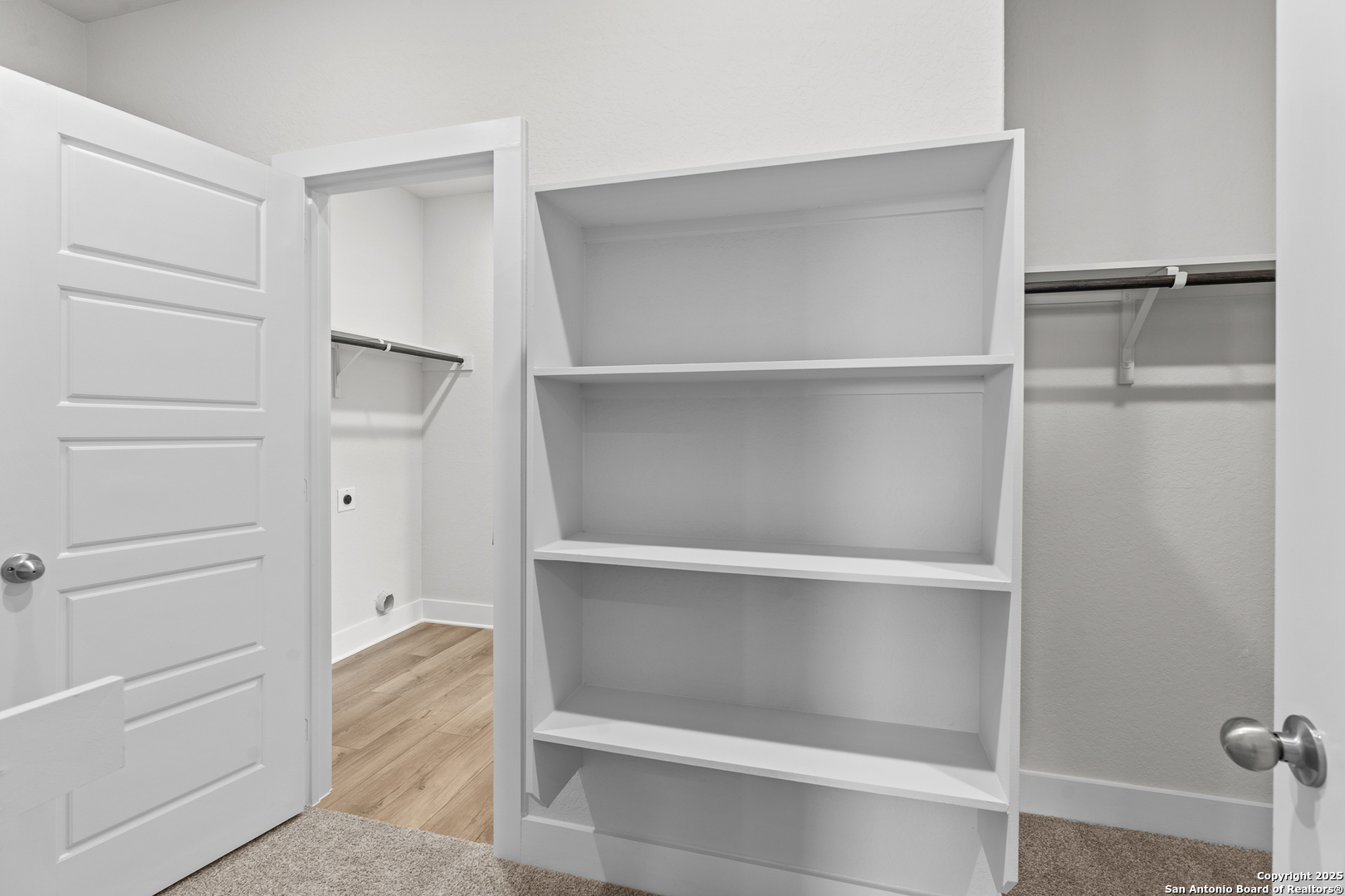 206 Buttercup Alley , San Antonio, TX, 78253 | 1851000 | Realty Texas LLC