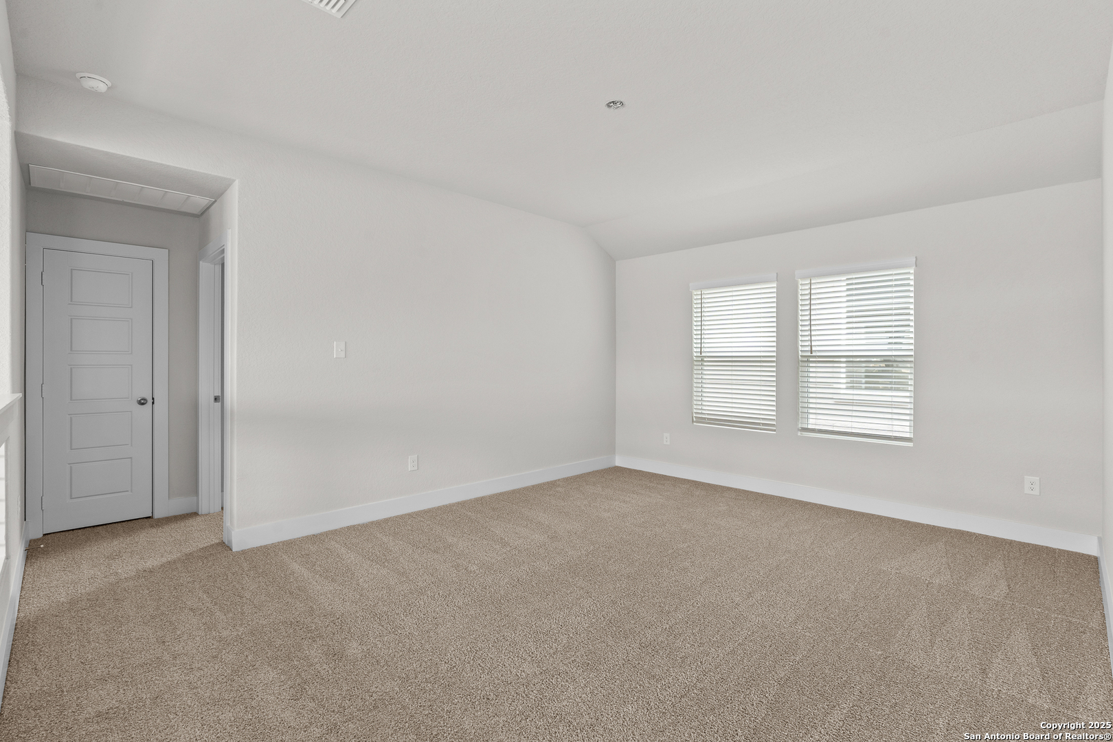 206 Buttercup Alley , San Antonio, TX, 78253 | 1851000 | Realty Texas LLC