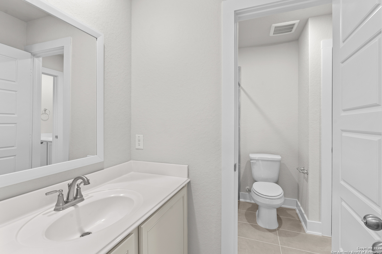 206 Buttercup Alley , San Antonio, TX, 78253 | 1851000 | Realty Texas LLC