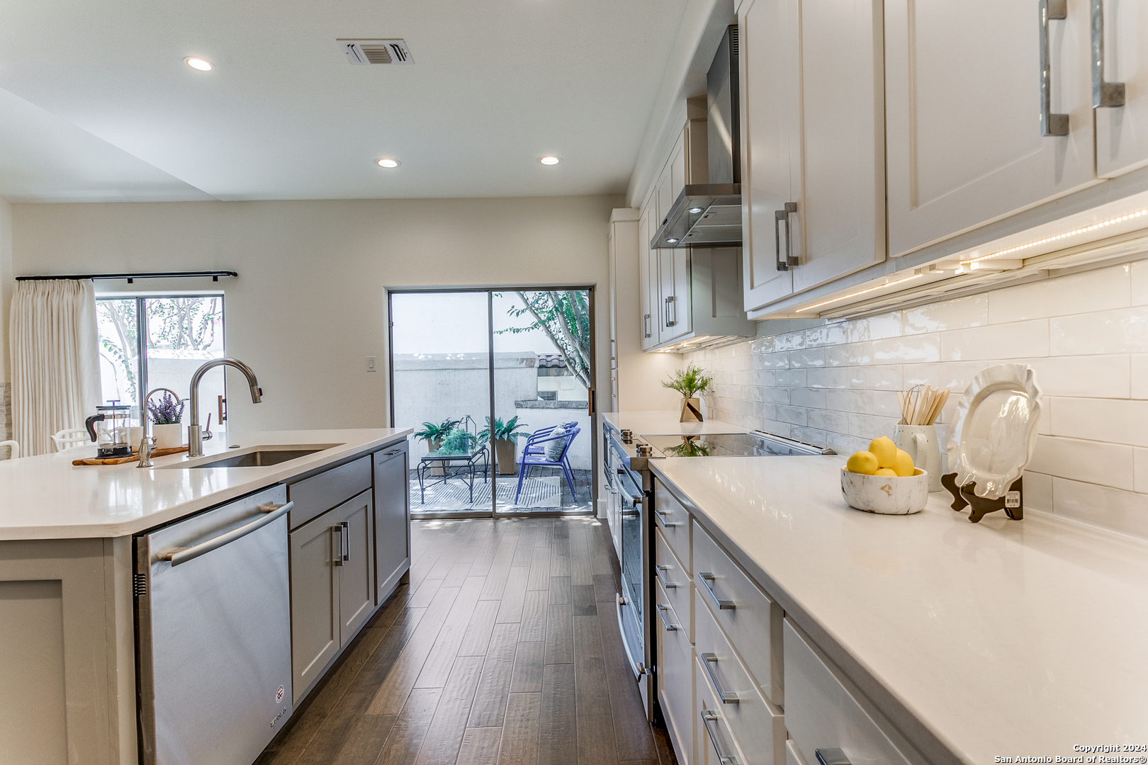 208 Grandview 3 , San Antonio, TX, 78209 | 1851481 | Realty Texas LLC
