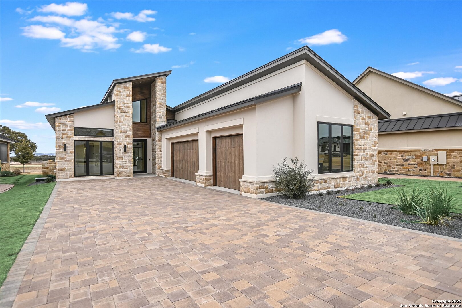 130 Azalea Loop , Horseshoe Bay, TX, 78657 | 1851398 | Realty Texas LLC