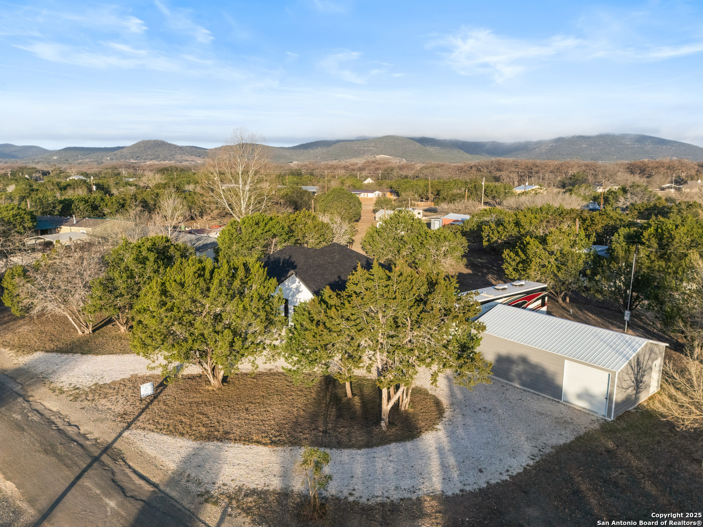 185 Jim Dalrymple , Leakey, TX, 78873 | 1850340 | Realty Texas LLC