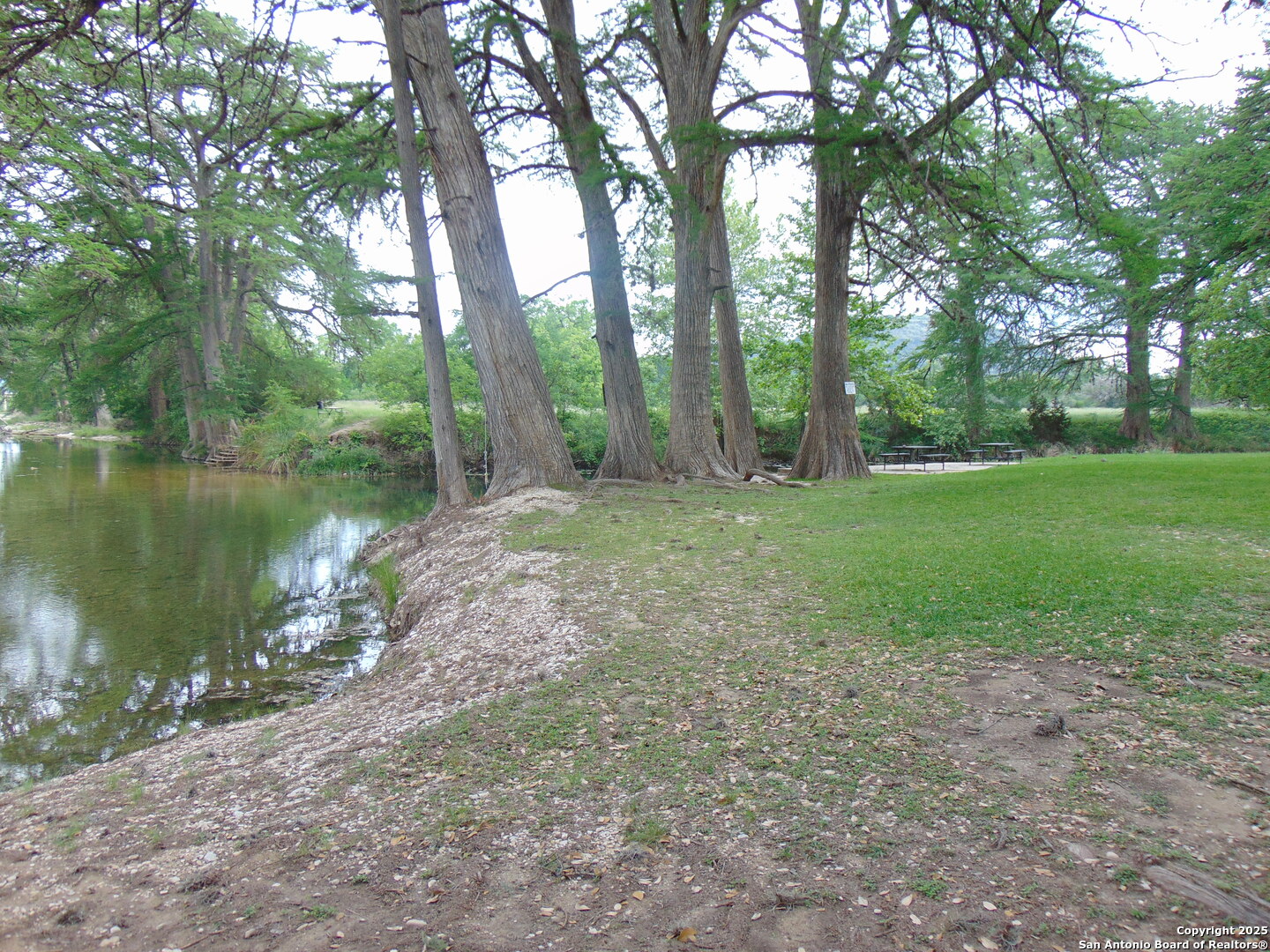 185 Jim Dalrymple , Leakey, TX, 78873 | 1850340 | Realty Texas LLC