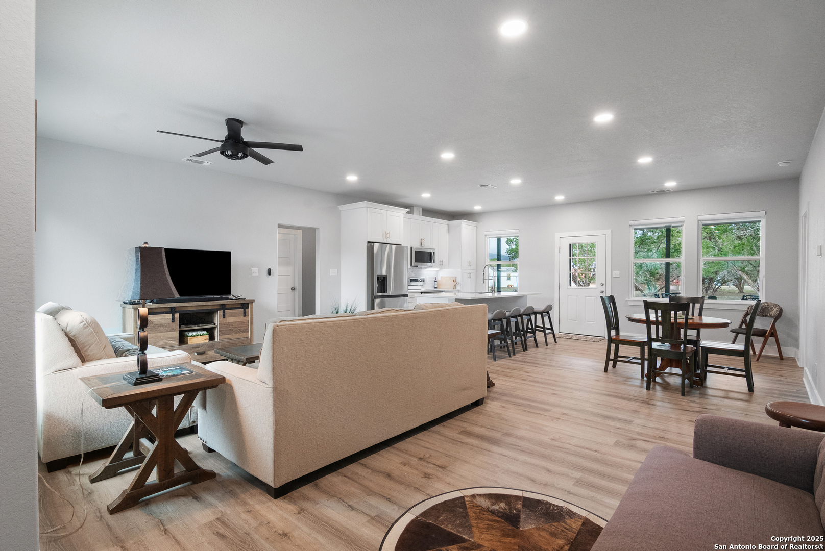 185 Jim Dalrymple , Leakey, TX, 78873 | 1850340 | Realty Texas LLC