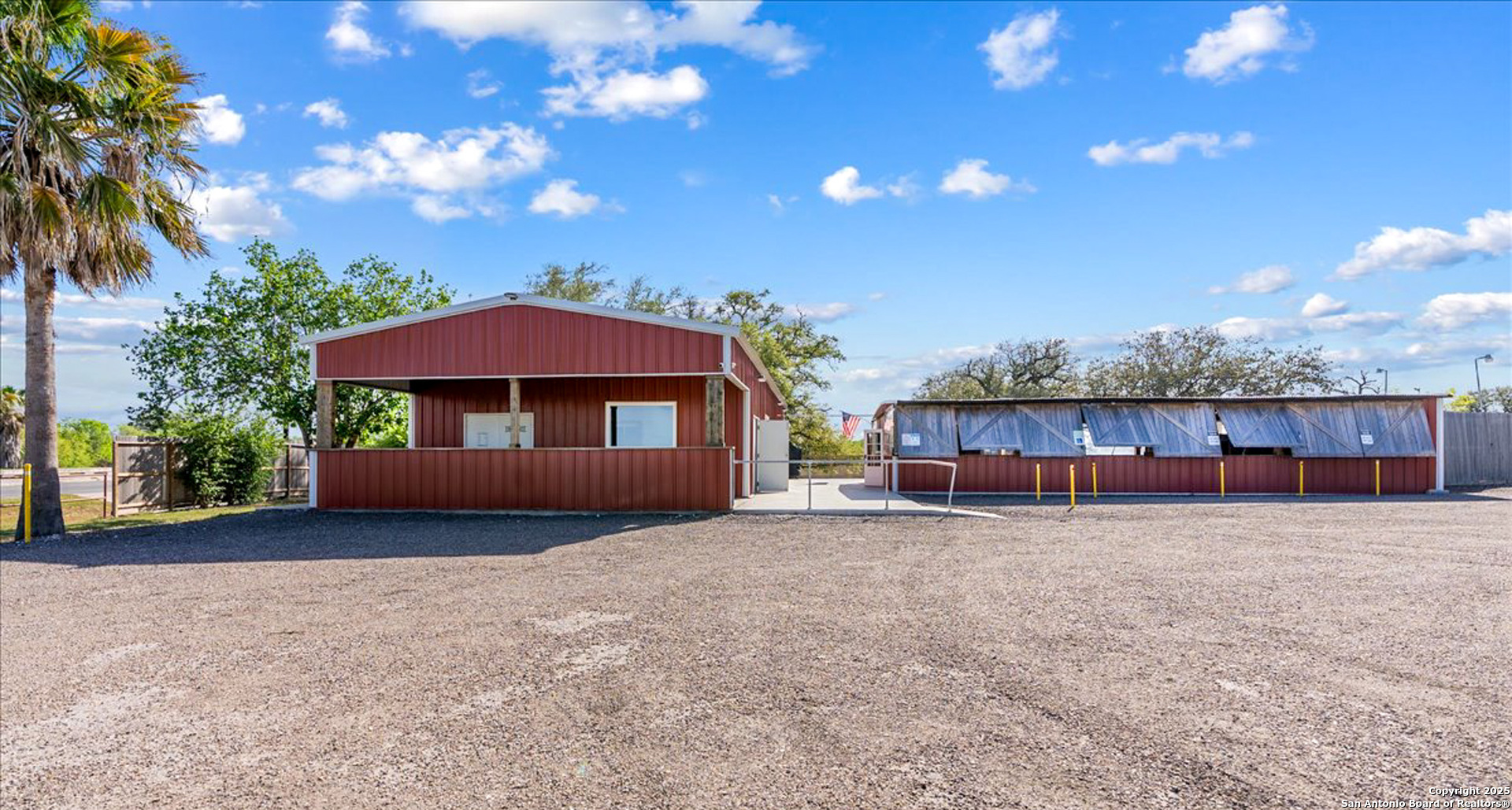 1200 Hwy 59, GEORGEWEST, TX, 78022 | 1852379 | Realty Texas LLC