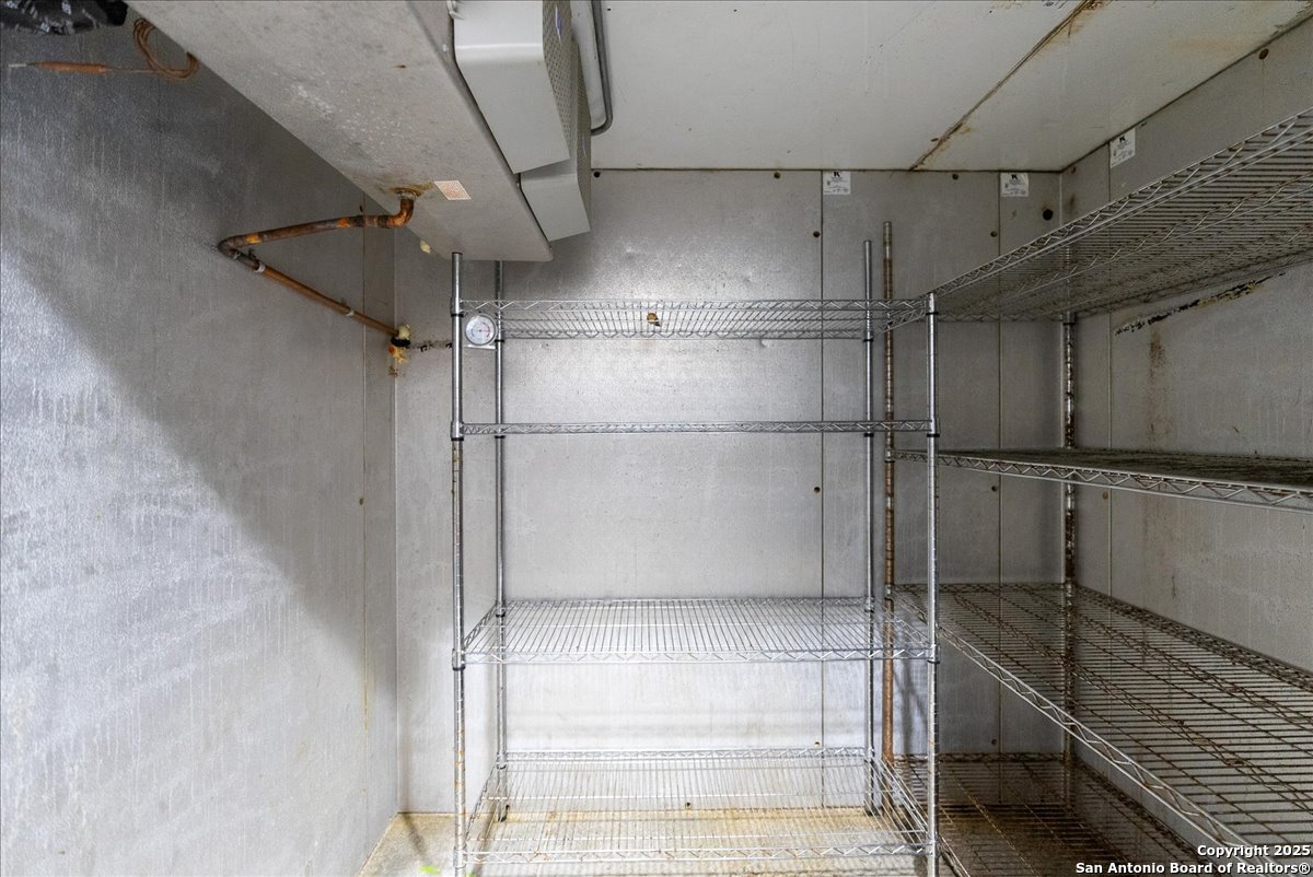 1200 Hwy 59, GEORGEWEST, TX, 78022 | 1852379 | Realty Texas LLC