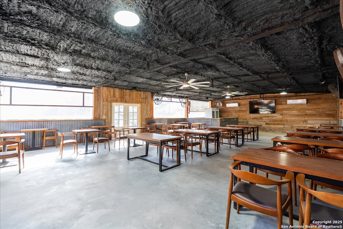 1200 Hwy 59, GEORGEWEST, TX, 78022 | 1852379 | Realty Texas LLC