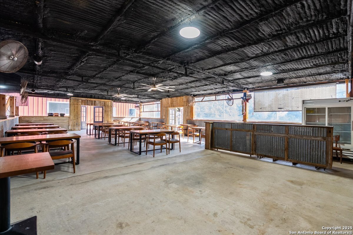 1200 Hwy 59, GEORGEWEST, TX, 78022 | 1852379 | Realty Texas LLC