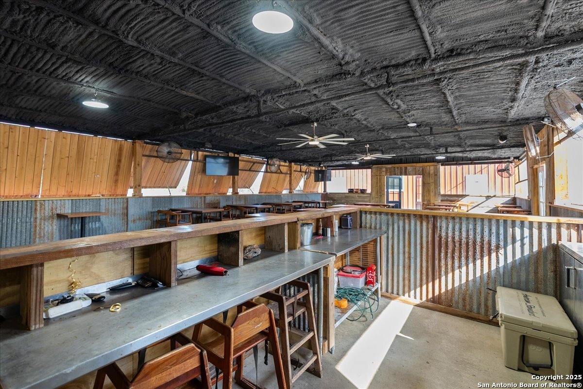 1200 Hwy 59, GEORGEWEST, TX, 78022 | 1852379 | Realty Texas LLC