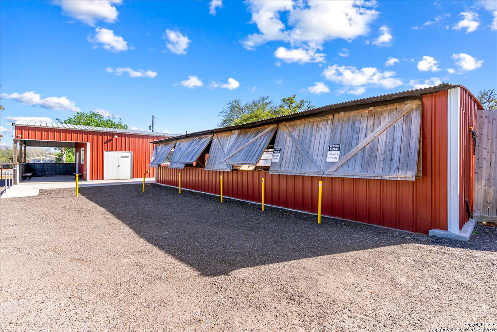 1200 Hwy 59, GEORGEWEST, TX, 78022 | 1852379 | Realty Texas LLC
