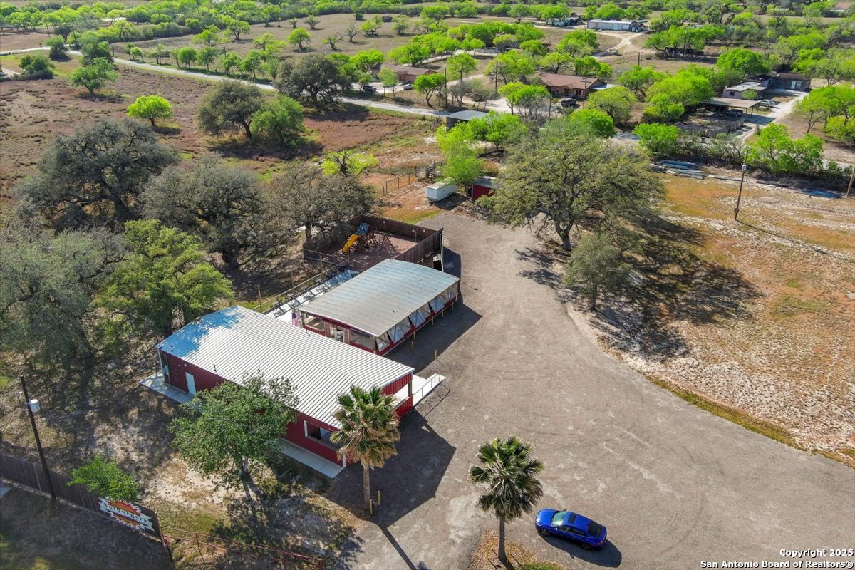 1200 Hwy 59, GEORGEWEST, TX, 78022 | 1852379 | Realty Texas LLC