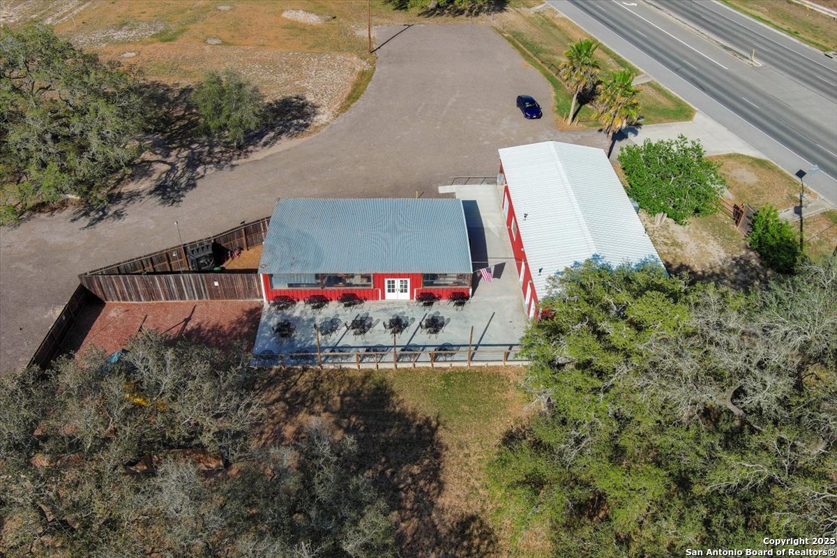 1200 Hwy 59, GEORGEWEST, TX, 78022 | 1852379 | Realty Texas LLC